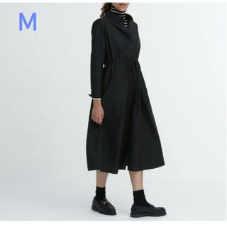 ユニクロ(UNIQLO)のUNIQLO コットンロングシャツワンピース Ｍ ブラック(ロングワンピース/マキシワンピース)