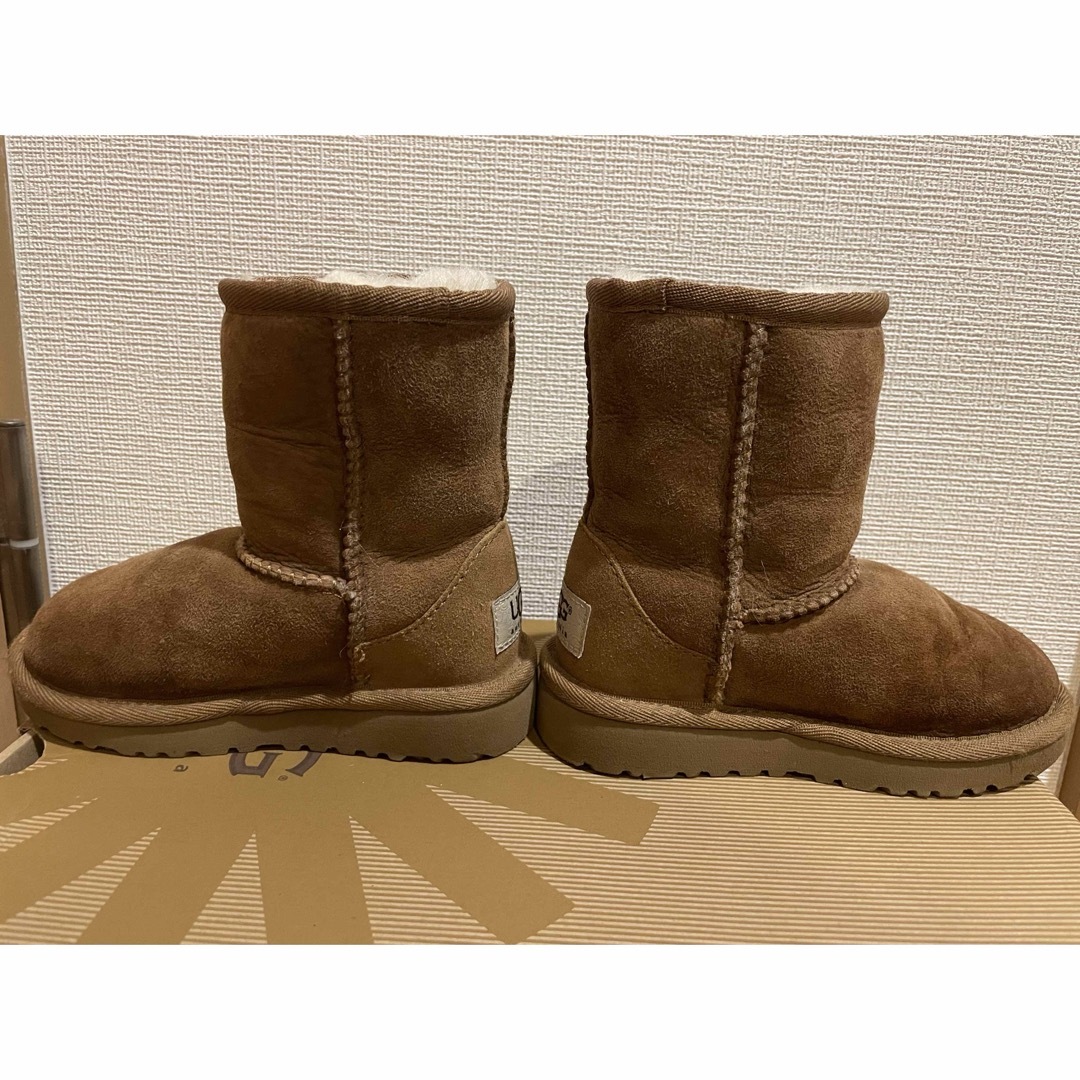 UGG(アグ)のムートン♡UGG キッズ/ベビー/マタニティのキッズ靴/シューズ(15cm~)(ブーツ)の商品写真