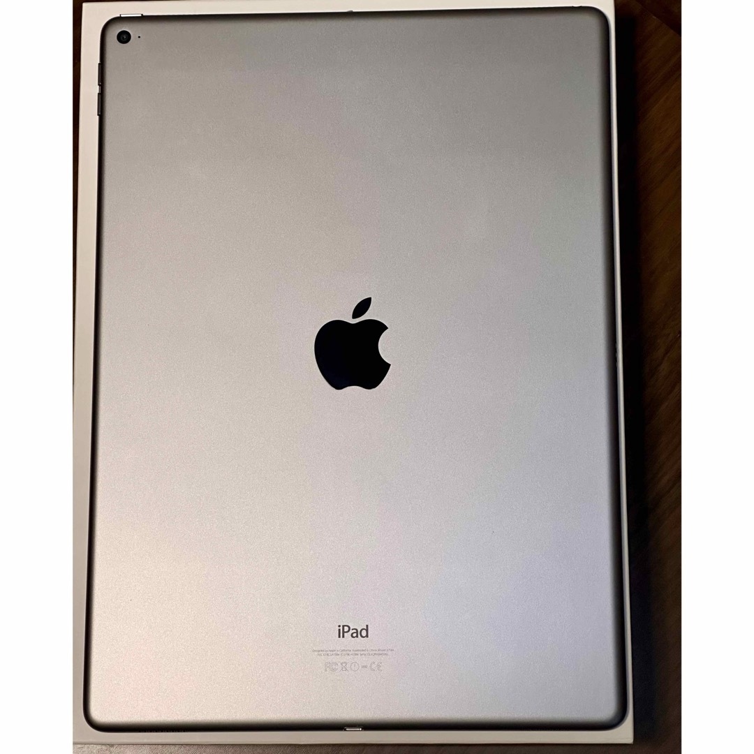 iPad(アイパッド)の第1世代 iPad Pro 12.9 128GB スペースグレイ Wi-Fi スマホ/家電/カメラのPC/タブレット(タブレット)の商品写真