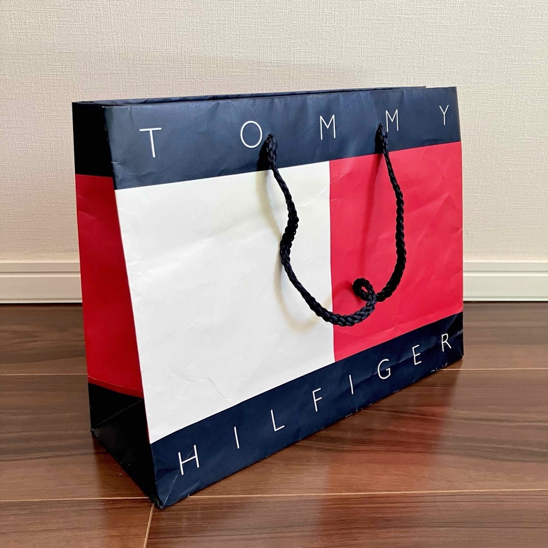 TOMMY HILFIGER(トミーヒルフィガー)のトミーヒルフィガー  ショップ袋 レディースのバッグ(ショップ袋)の商品写真