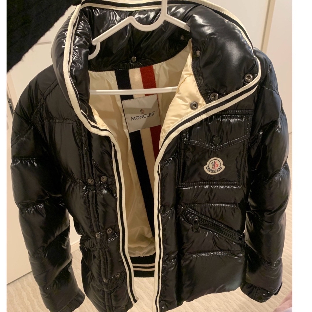 ダウンジャケットモンクレール　美品　MONCLER