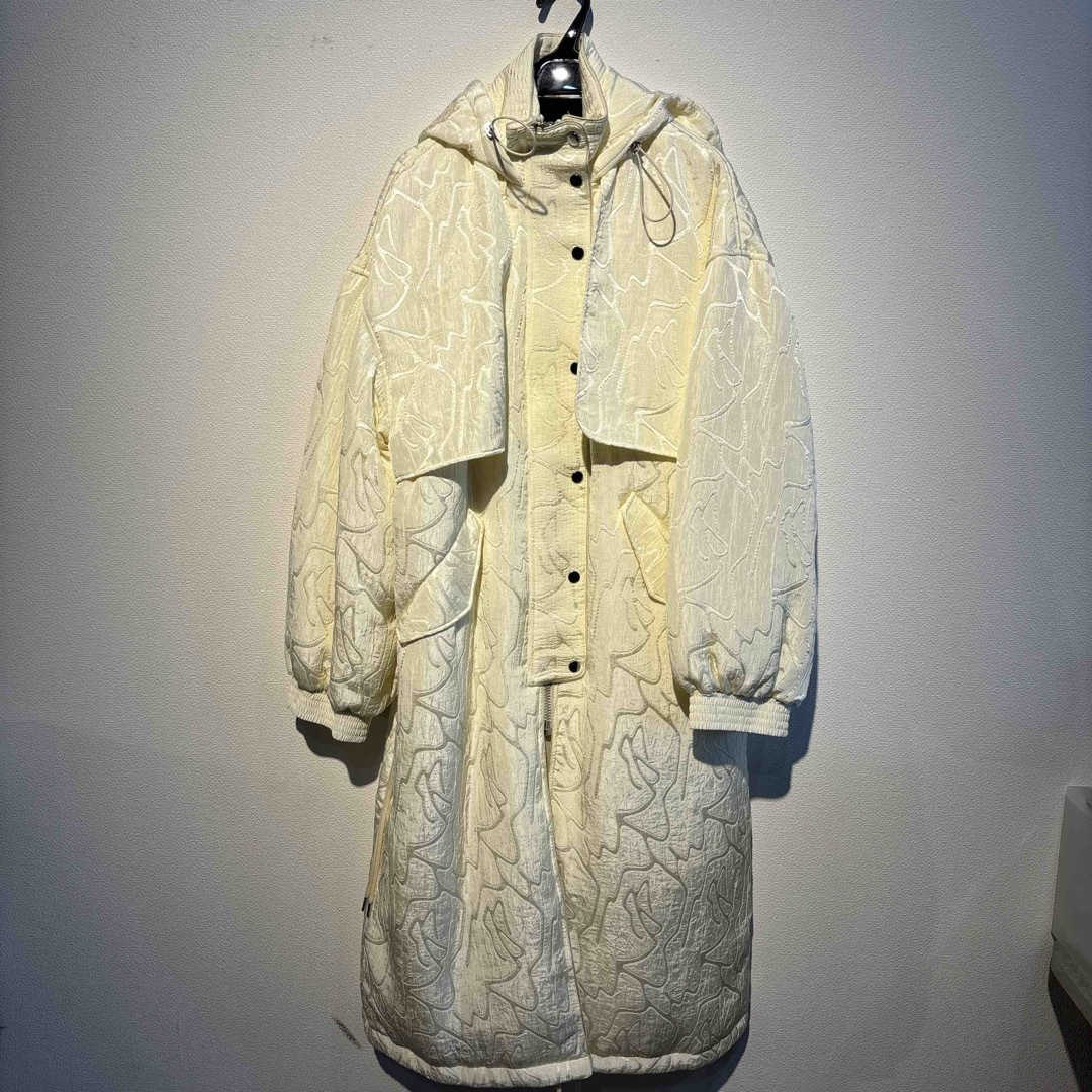 TODAYFUL(トゥデイフル)のT1361 TODAYFUL  Jacquard Down Coat レディースのジャケット/アウター(ダウンコート)の商品写真