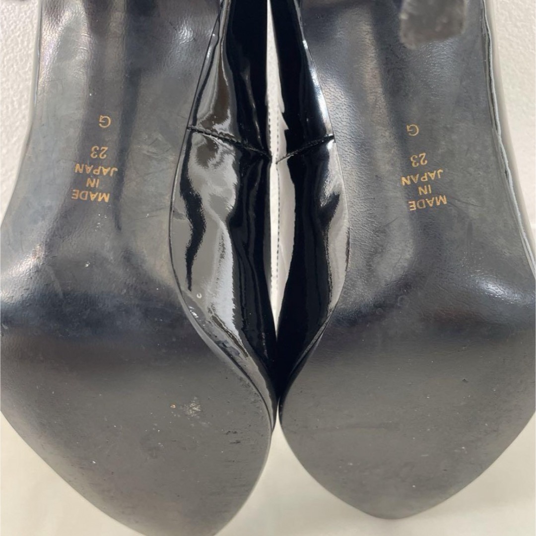 DIANA(ダイアナ)のダイアナ　DIANA エナメルパンプス　23 黒 レディースの靴/シューズ(ハイヒール/パンプス)の商品写真