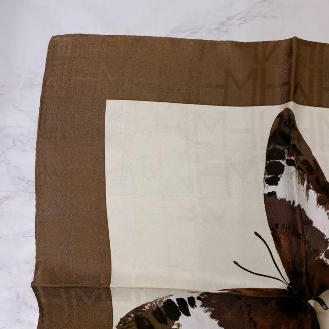 HANAE MORI(ハナエモリ)の新品　ハナエモリ　スカーフ　シルク　大判　蝶　ロゴ　№99 レディースのファッション小物(バンダナ/スカーフ)の商品写真