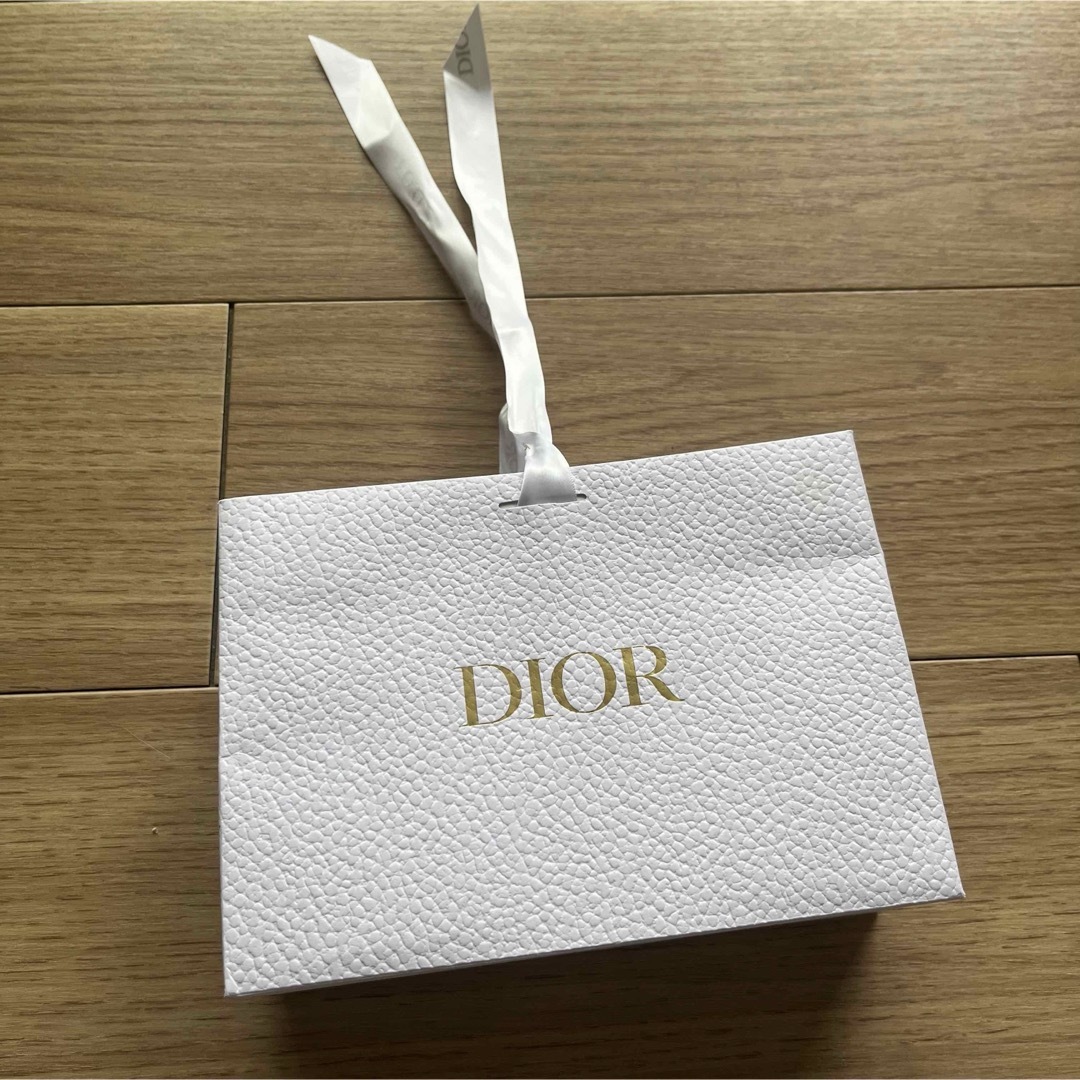 Dior(ディオール)のDior 紙袋 レディースのバッグ(ショップ袋)の商品写真