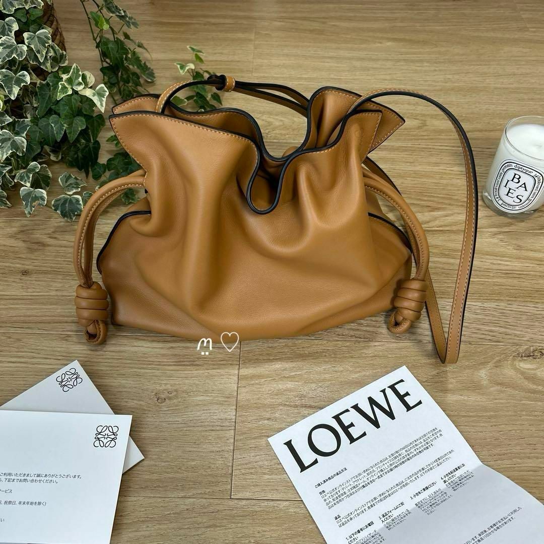 LOEWEロエベ フラメンコクラッチ レザーショルダーバッグ 斜めがけ