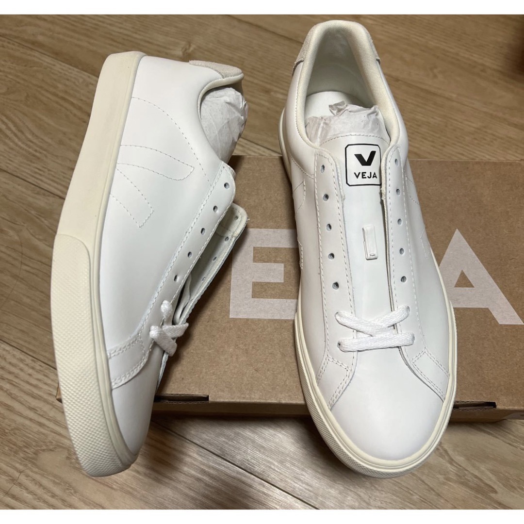 VEJA(ヴェジャ)の新品 42サイズ veja ヴェジャ ESPLAR レザー スニーカー　27cm メンズの靴/シューズ(スニーカー)の商品写真