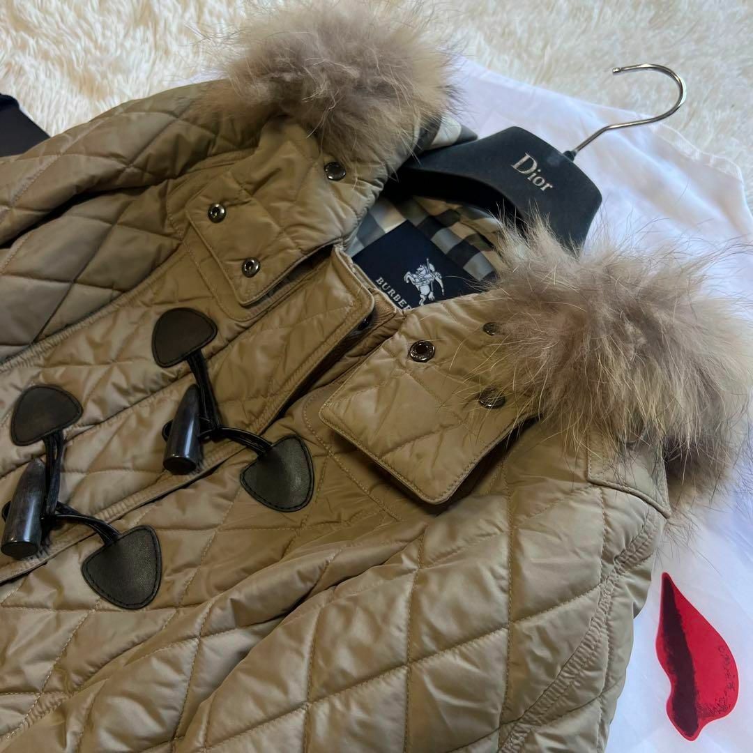 BURBERRY(バーバリー)の【美品】BURBERRY LONDON 中綿ダッフルコート ノバチェック 36 レディースのジャケット/アウター(ロングコート)の商品写真