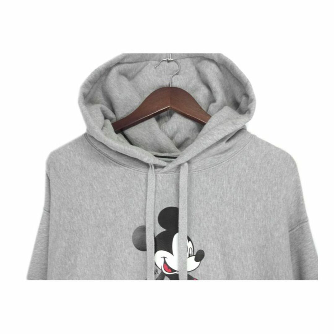 Gucci(グッチ)のグッチ GUCCI × ディズニー Disney ■ 【 604218 】 フロント キャラクター プリント プルオーバー パーカー　n4251 メンズのトップス(パーカー)の商品写真