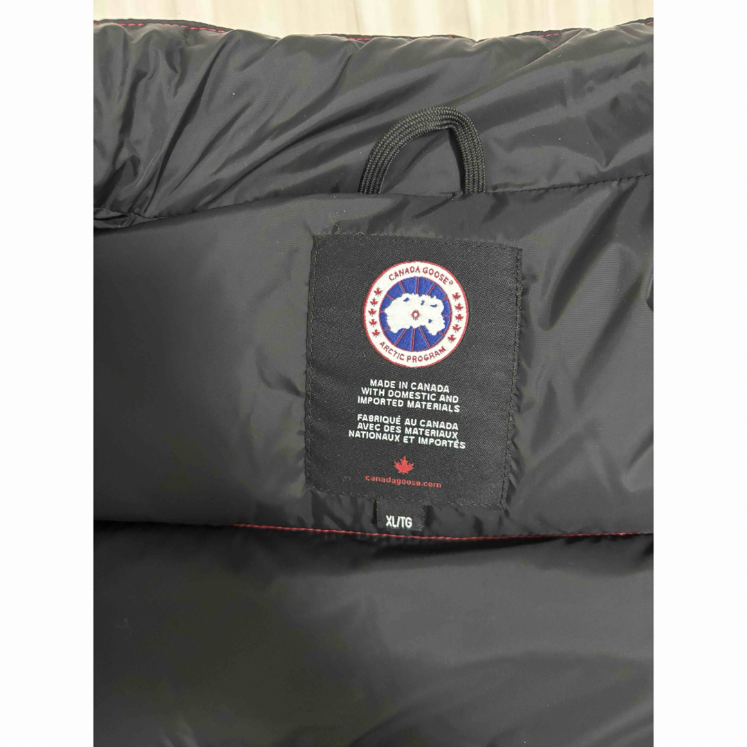 CANADA GOOSE(カナダグース)の【Canada Goose カナダグース】XL ダウンベスト レディースのジャケット/アウター(ダウンベスト)の商品写真