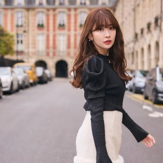 ハーリップトゥ(Her lip to)のHerlipto Volume-Sleeve Glitter Knit Top(ニット/セーター)