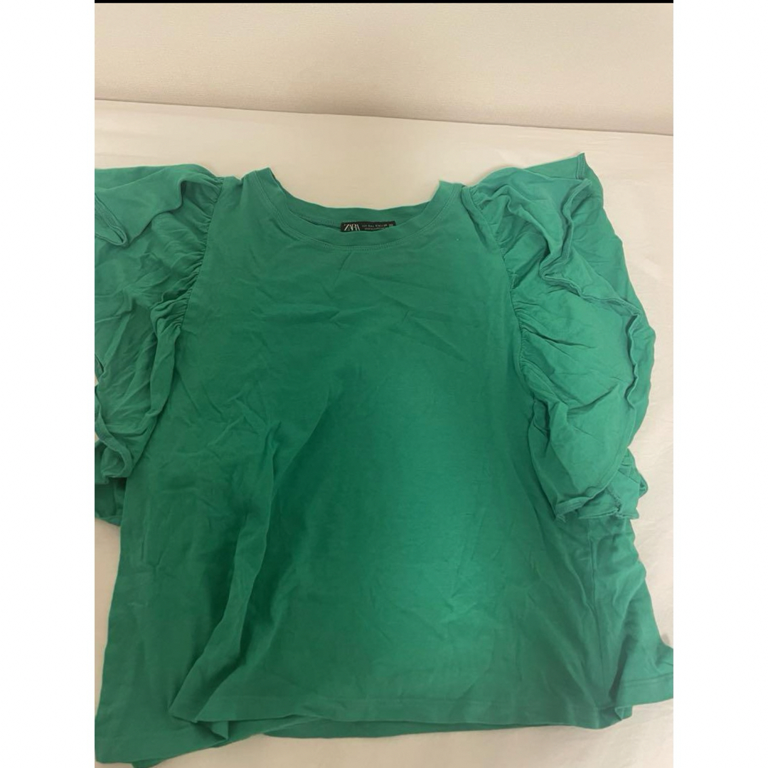 ZARA(ザラ)のZARA Tシャツ レディースのトップス(Tシャツ(半袖/袖なし))の商品写真