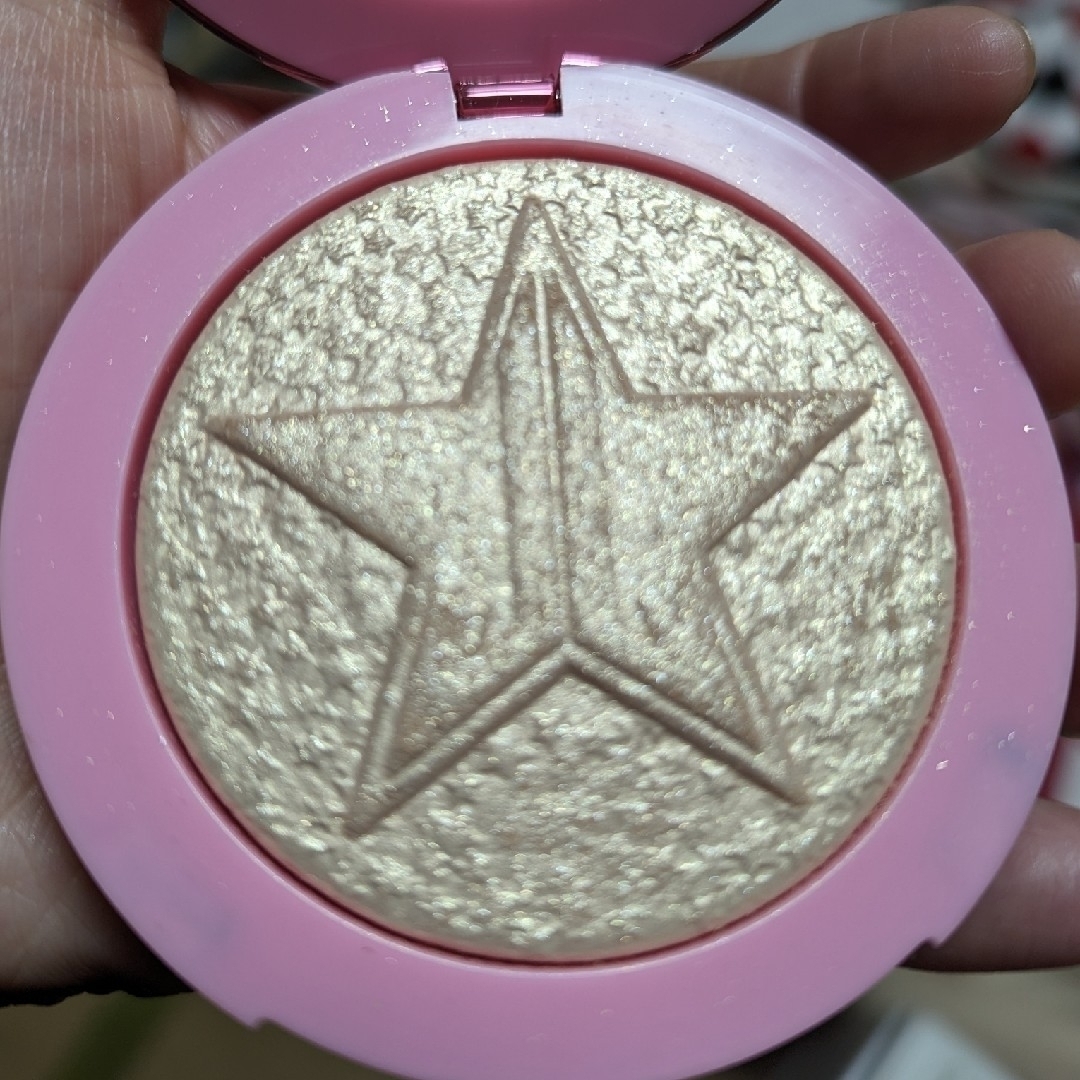 Sephora(セフォラ)のJeffree Star Cosmetics コスメ/美容のベースメイク/化粧品(フェイスカラー)の商品写真