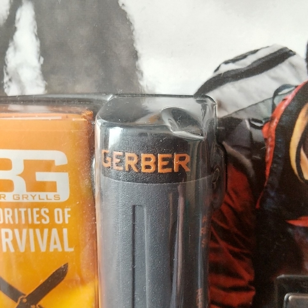 Gerber(ガーバー)のGERBER ファイヤースターター ベア・グリルス スポーツ/アウトドアのアウトドア(その他)の商品写真