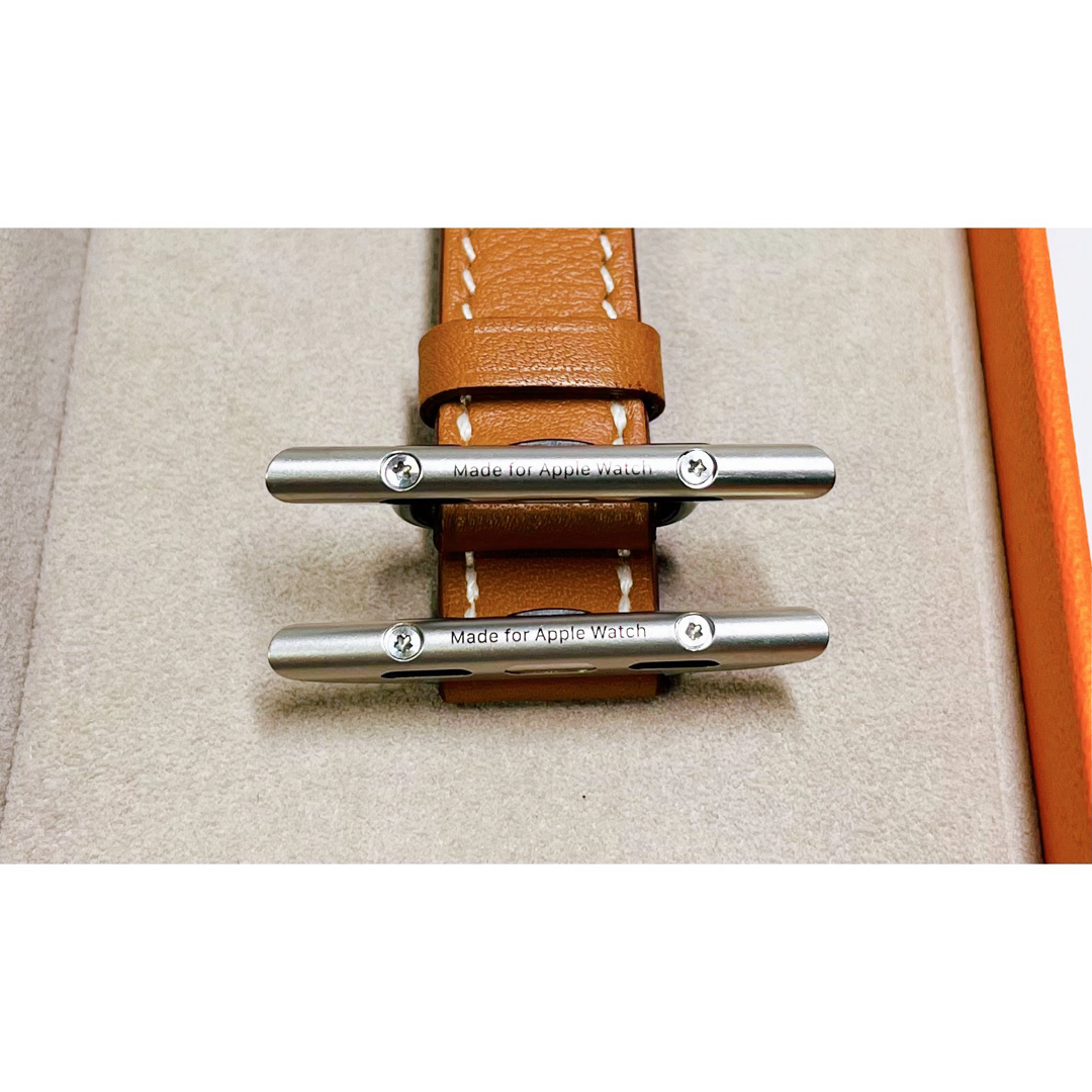 Hermes(エルメス)の■ Apple watch エルメス アトラージュ・ドゥブルトゥール  ゴールド レディースのファッション小物(腕時計)の商品写真