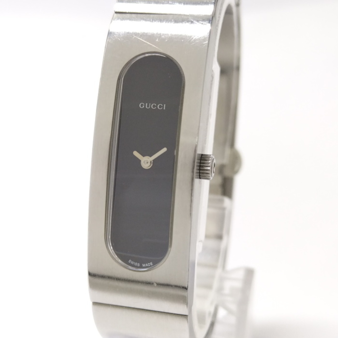 Gucci(グッチ)のGUCCI レディース 腕時計 バングル クオーツ SS ブラック文字盤 レディースのアクセサリー(ブレスレット/バングル)の商品写真