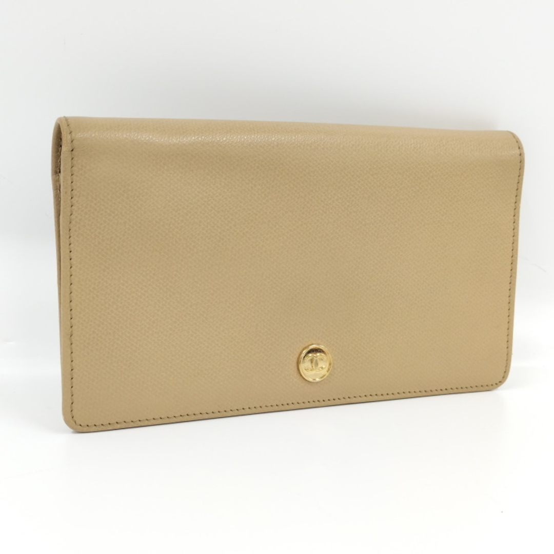 CHANEL(シャネル)のCHANEL 二つ折り長財布 ココボタン レザー ベージュ レディースのファッション小物(財布)の商品写真