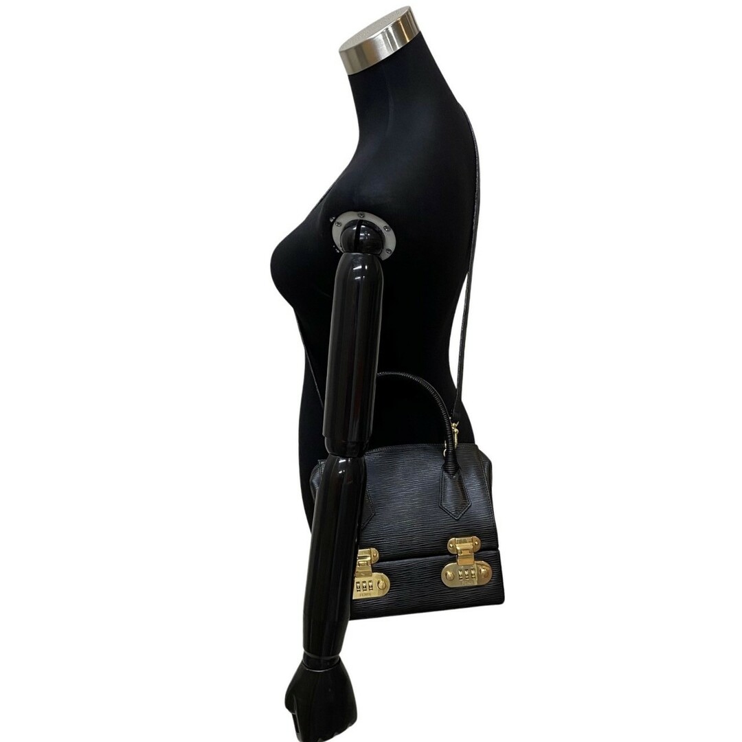 極 美品 FENDI フェンディ ロゴ 金具 エピレザー 本革 2way 極 美品 FENDI フェンディ ロゴ 金具 エピレザー 本革 2way