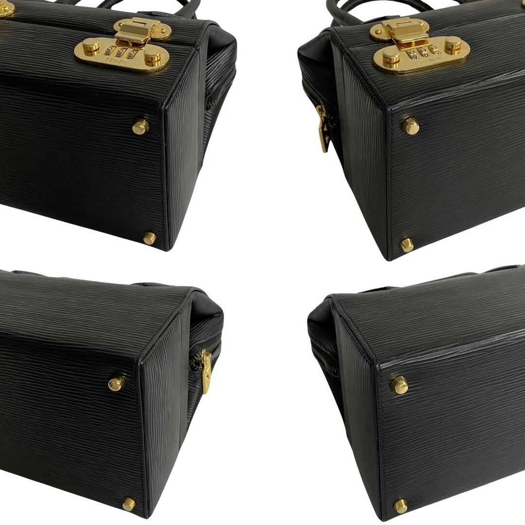 極 美品 FENDI フェンディ ロゴ 金具 エピレザー 本革 2way 極 美品 FENDI フェンディ ロゴ 金具 エピレザー 本革 2way
