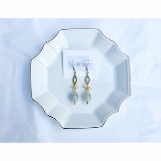 煌めくカジュアルピアス　イヤリング　ハンドメイド(ピアス)