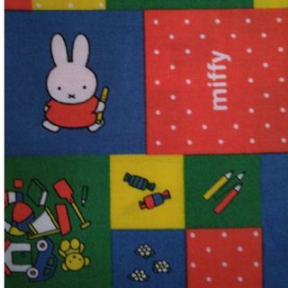 ミッフィー(miffy)のミッフィー　はぎれ生地(生地/糸)