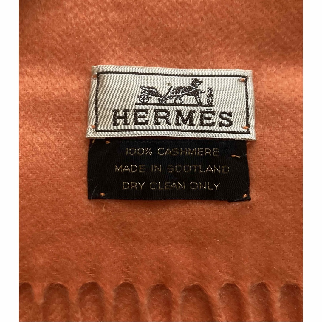 Hermes(エルメス)のエルメス◆カシミア100% マフラー◆オレンジカラー　未使用品 レディースのファッション小物(マフラー/ショール)の商品写真