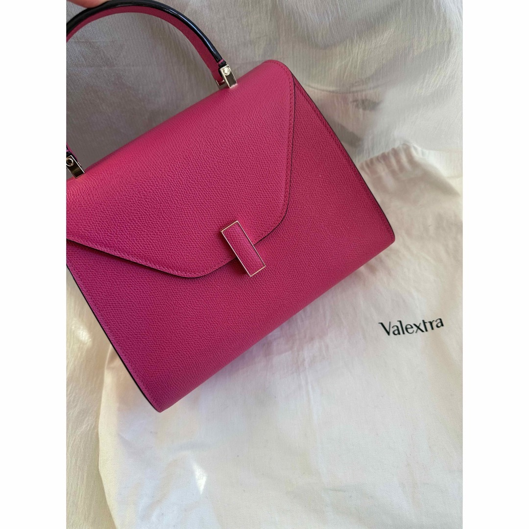 Valextra(ヴァレクストラ)のValextraミディアム イジィデ　ピンク レディースのバッグ(ハンドバッグ)の商品写真