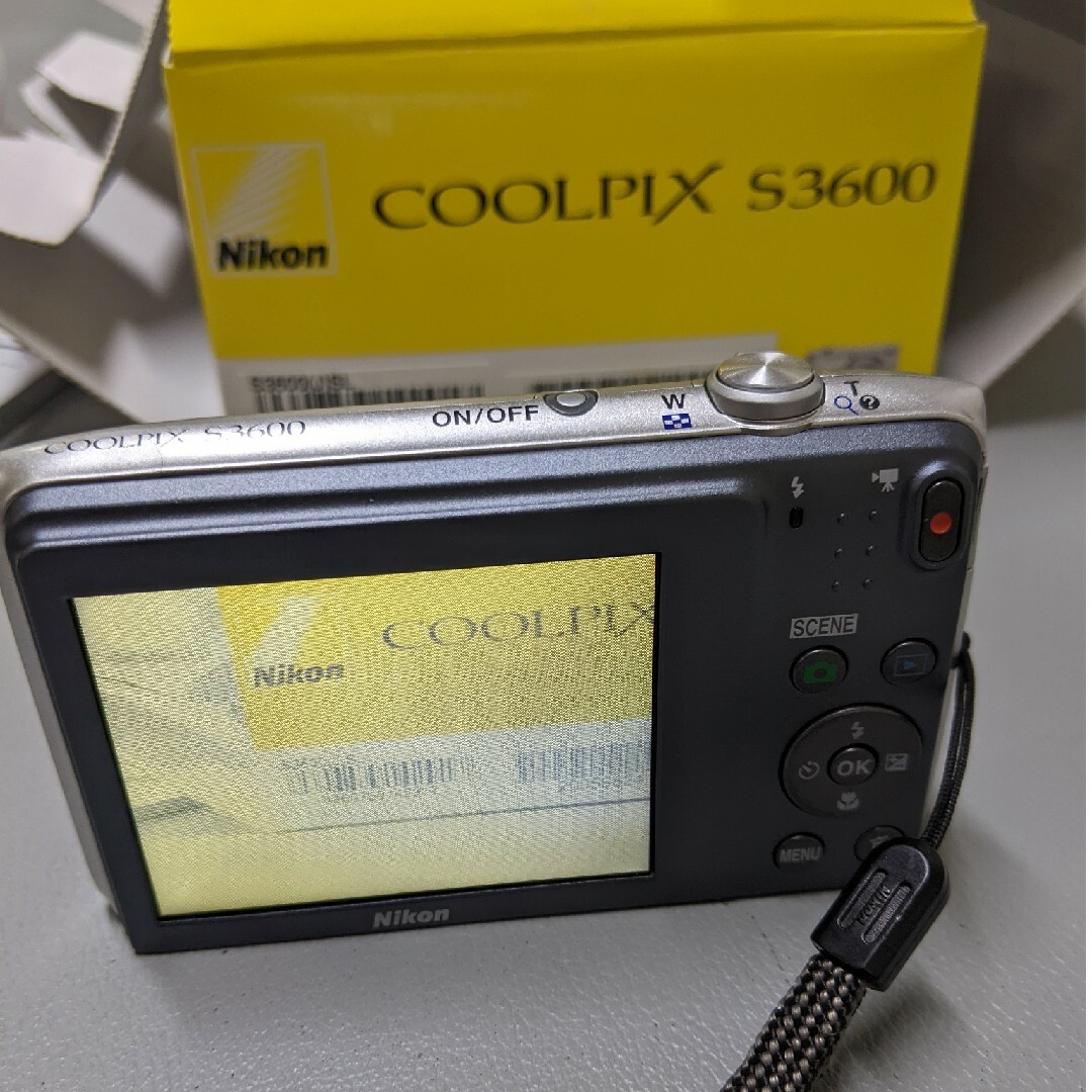 Nikon COOLPIX S3600 ニコン クールピクス デジカメの通販 by ノリマキ