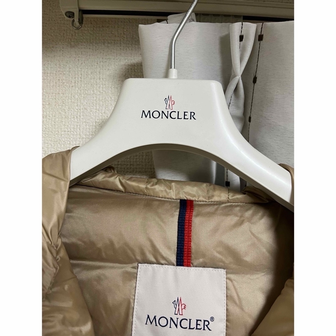 MONCLER(モンクレール)のモンクレール　ダウン　 レディースのジャケット/アウター(ダウンジャケット)の商品写真