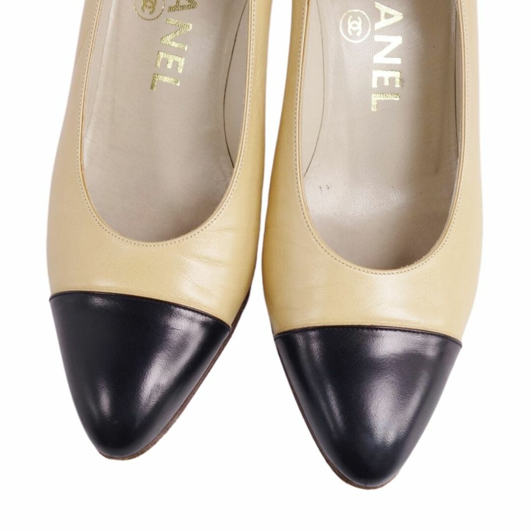 CHANEL(シャネル)のVintage シャネル CHANEL パンプス バイカラー レザー ヒール シューズ 靴 レディース フランス製 36C ベージュ/ブラック レディースの靴/シューズ(ハイヒール/パンプス)の商品写真