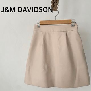 ジェイアンドエムデヴィッドソン(J&M DAVIDSON)のJ&M DAVIDSON ベージュ　スカート　毛100% 日本製(ミニスカート)