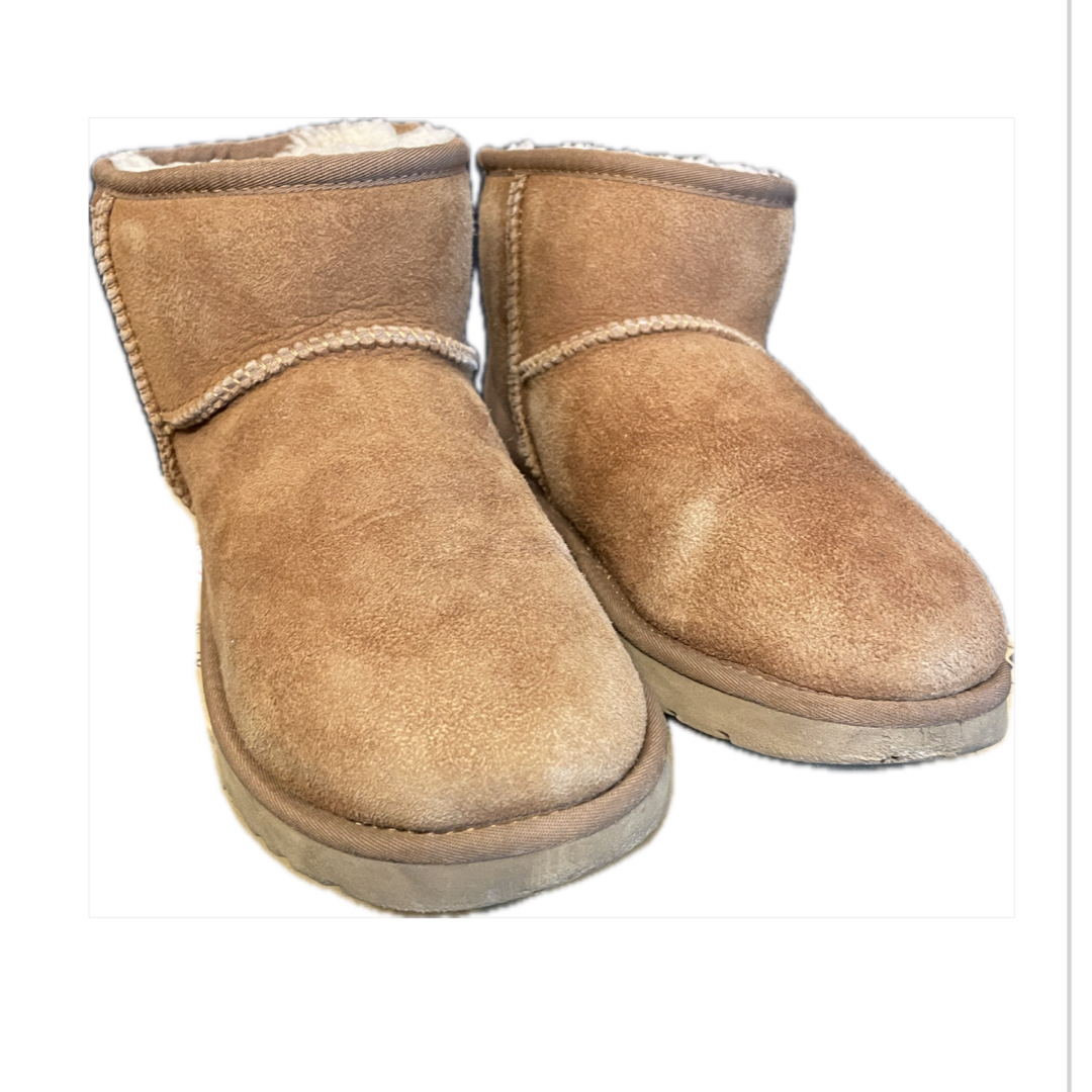 UGG AUSTRALIA(アグオーストラリア)の大幅値下げ！UGG / アグ | CLASSIC MINI ブーツ brown レディースの靴/シューズ(ブーツ)の商品写真