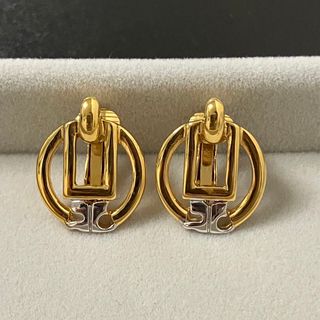 クレージュ(Courreges)のcourrges イヤリング　ゴールド　クレージュ   アクセサリー　(イヤリング)