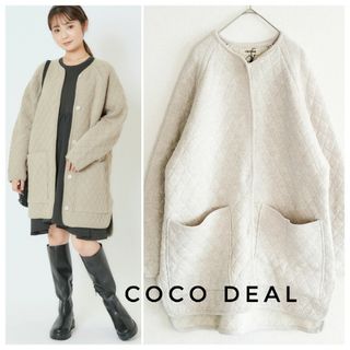 ココディール(COCO DEAL)の新品タグ付き COCO DEAL キルティングニットアウター ホワイト(ノーカラージャケット)