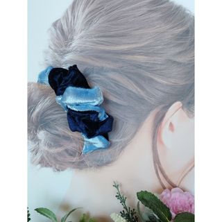 【ハンドメイド】ベロア✼ツイストシュシュ(ヘアアクセサリー)