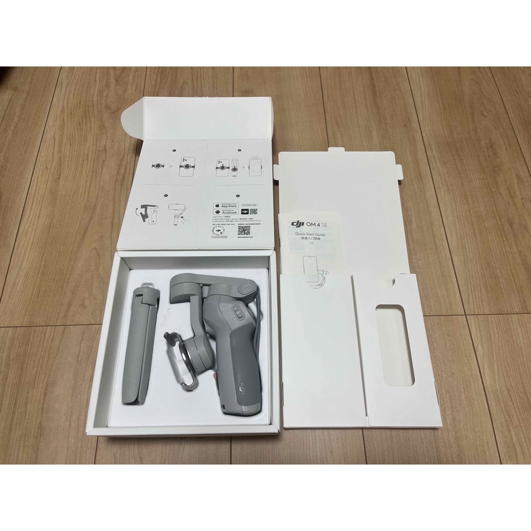 Inspire（DJI）(インスパイア)のdji omo4se スマホジンバル スマホ/家電/カメラのスマホアクセサリー(自撮り棒)の商品写真