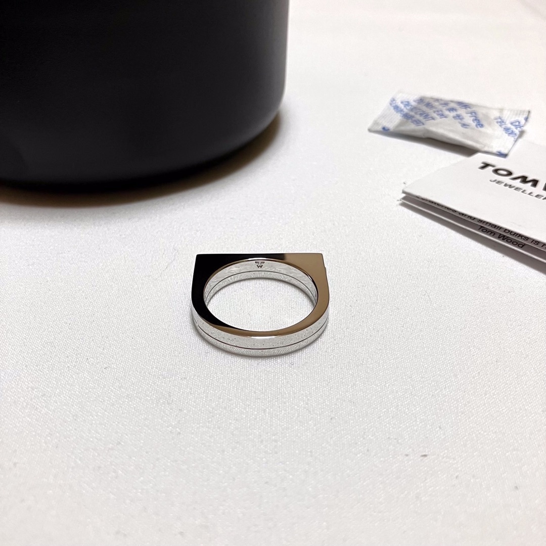 TOM WOOD(トムウッド)の新品 64 TOMWOOD Step Ring L シルバー 指輪 5620 メンズのアクセサリー(リング(指輪))の商品写真