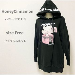 ハニーシナモン(Honey Cinnamon)のHoneyCinnamonハニーシナモン くま パーカー ワンピース ブラック(パーカー)