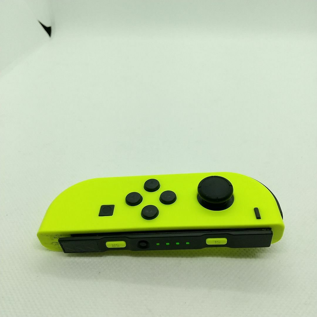 Nintendo Switch(ニンテンドースイッチ)の【希少】③Switch ジョイコン　ネオンイエロー左のみ(L)【任天堂純正品】黄 エンタメ/ホビーのゲームソフト/ゲーム機本体(家庭用ゲーム機本体)の商品写真