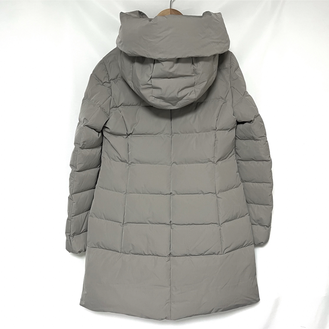 WOOLRICH(ウールリッチ)の21AW 別注 限定カラー UNITED ARROWS×WOOLRICH M レディースのジャケット/アウター(ダウンコート)の商品写真