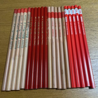 ミツビシエンピツ(三菱鉛筆)の赤鉛筆(色鉛筆)