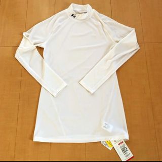 アンダーアーマー(UNDER ARMOUR)のアンダーアーマー（UNDER ARMOUR）　アンダーシャツ(トレーニング用品)