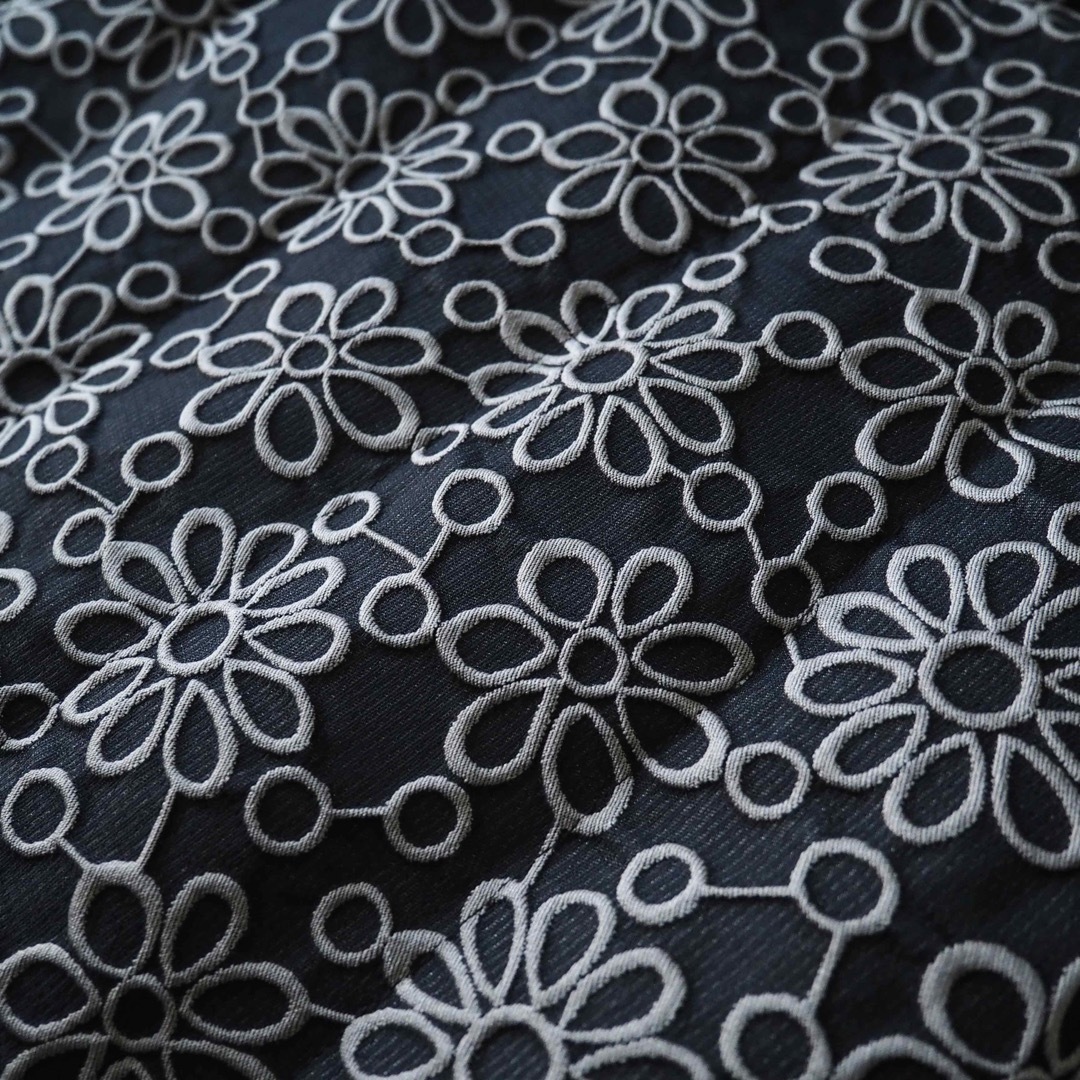 RES RALIQUE 花柄 刺繍 ロングダウンコート フード付き 黒 9号 レディースのジャケット/アウター(ダウンコート)の商品写真