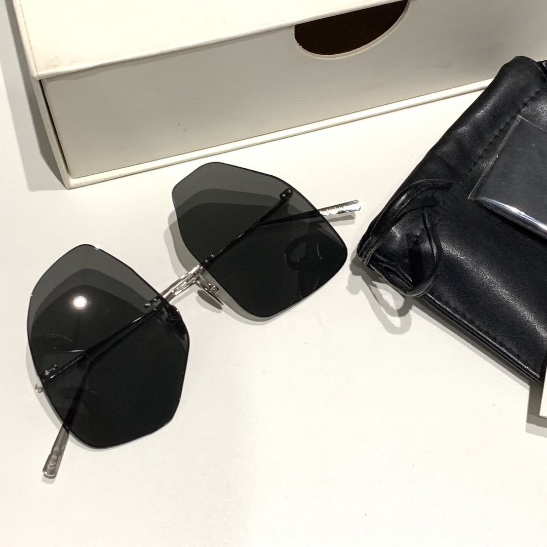 Acne Studios - ACNE STUDIOS Gwendoline Sunglasses サングラス Acne Studios - ACNE STUDIOS Gwendoline Sunglasses サングラス