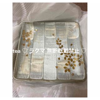 タチキチ(たち吉)の最終価格 新品 たち吉 廃盤 大皿 角皿 【 金彩草花 盛り皿 】(食器)