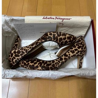 サルヴァトーレフェラガモ(Salvatore Ferragamo)の✨❣️美品フェラガモのパンプス✨❣️(ハイヒール/パンプス)