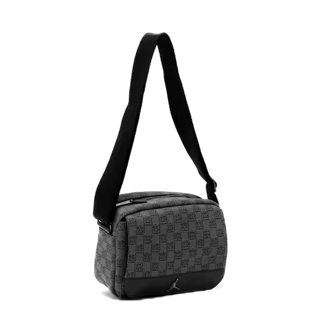 JORDAN BRAND MONOGRAM MINI MESSENGER BAG36L状態