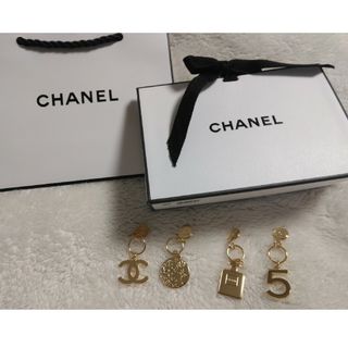 シャネル(CHANEL)のCHANELホリデーコレクション　チャーム(チャーム)