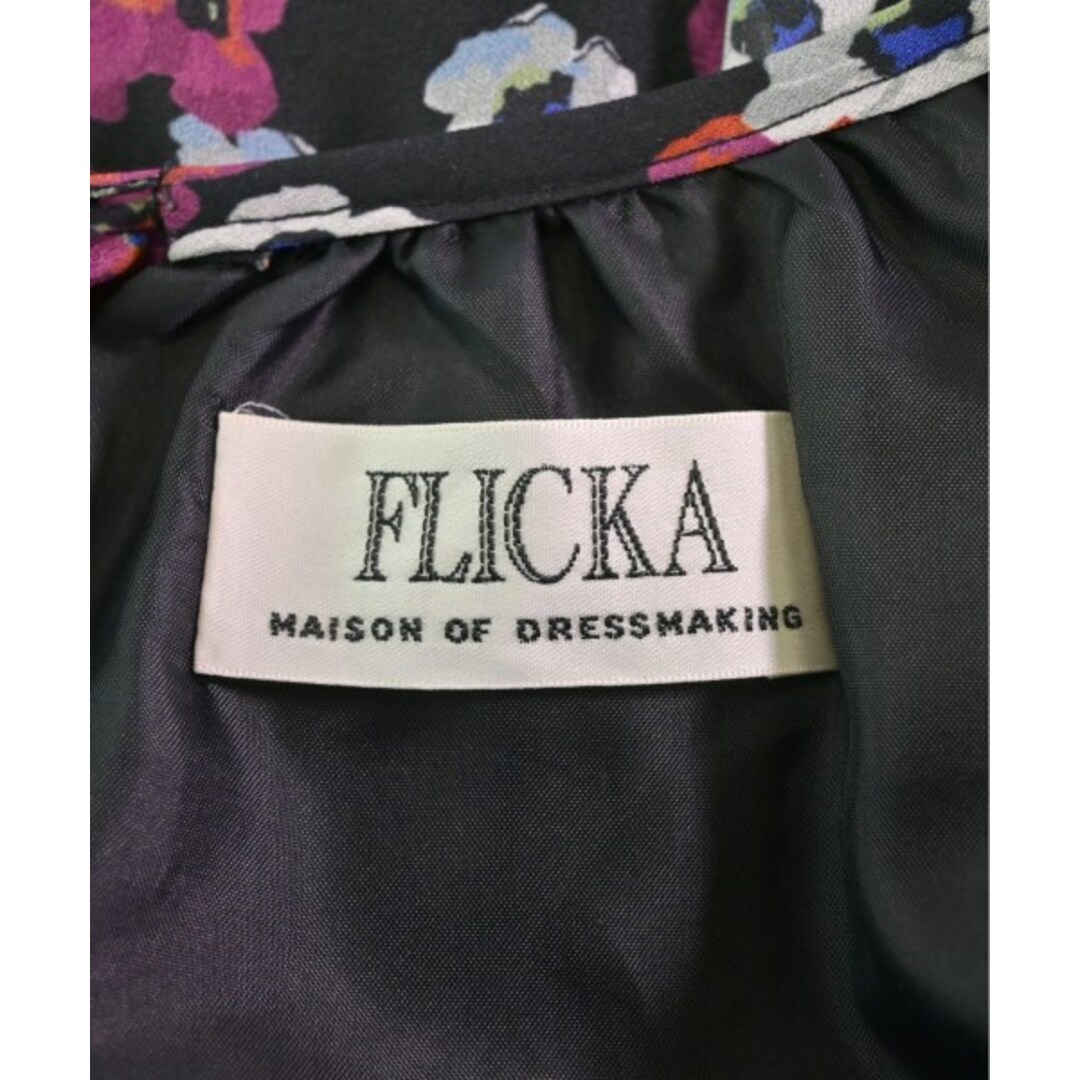 FLICKA(フリッカ)のFLICKA フリッカ ワンピース 0(XS位) 黒x赤紫x白等(花柄) 【古着】【中古】 レディースのワンピース(ひざ丈ワンピース)の商品写真