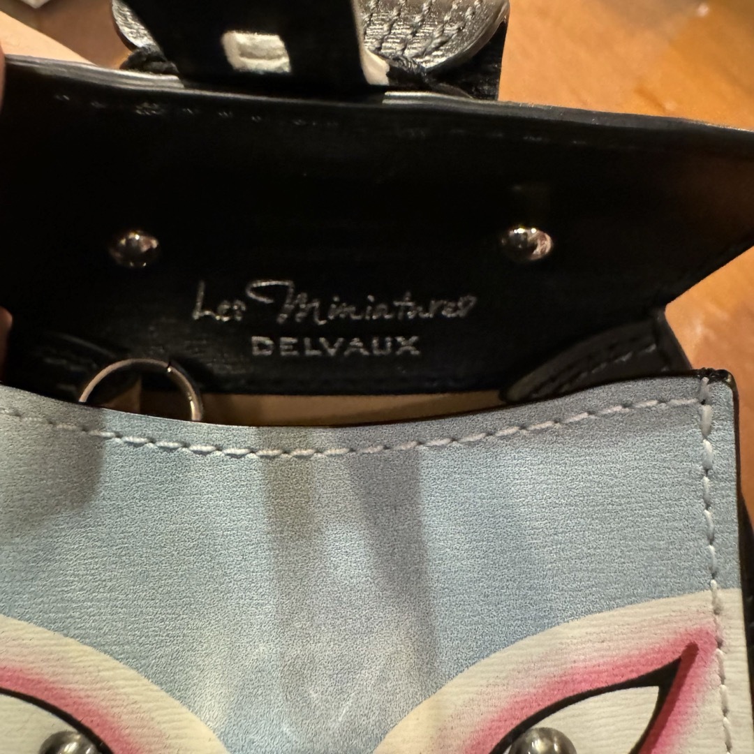 DELVAUX(デルヴォー)の新品DELVAUX Brillant Charms Kabuki バッグチャーム レディースのアクセサリー(チャーム)の商品写真